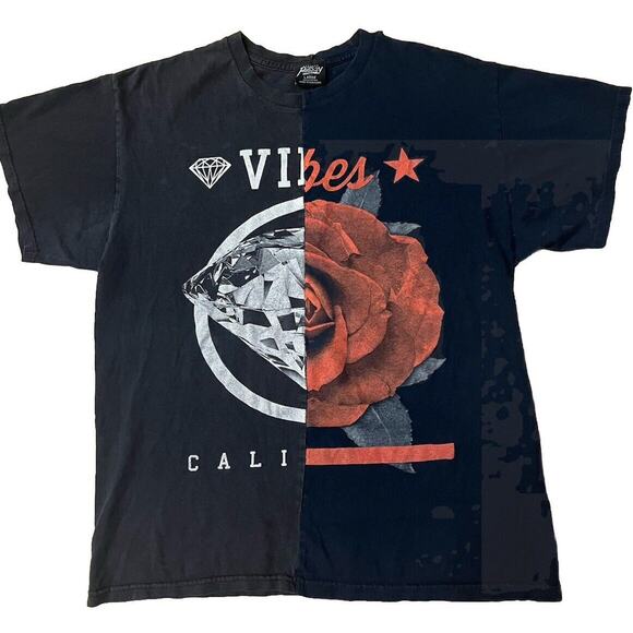 Popular Poison Stitched Together Graphic T Shirt Size Large Vintage Tag Vibes - Picture 1 of 4